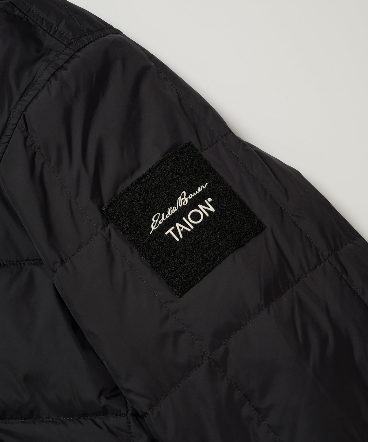 EB×TAION リバーシブルダウンボアパーカー/EB×TAION REVERSIBLE DOWN BOA PARKA