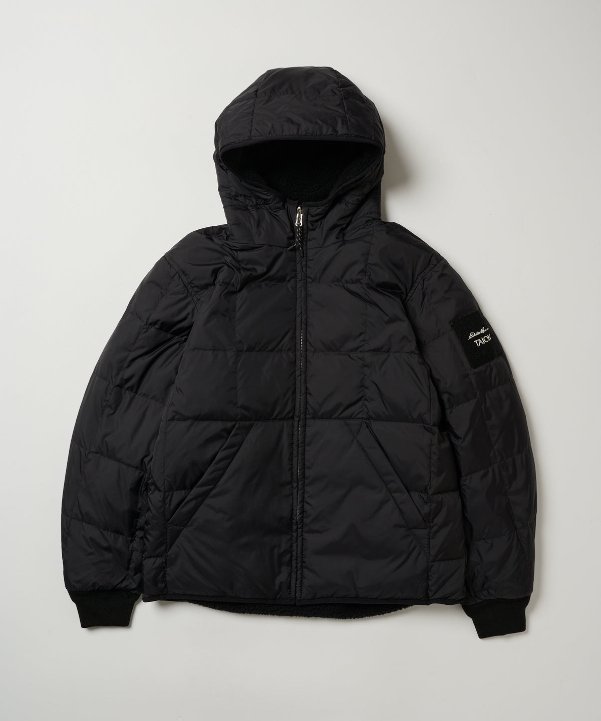 EB×TAION リバーシブルダウンボアパーカー/EB×TAION REVERSIBLE DOWN BOA PARKA