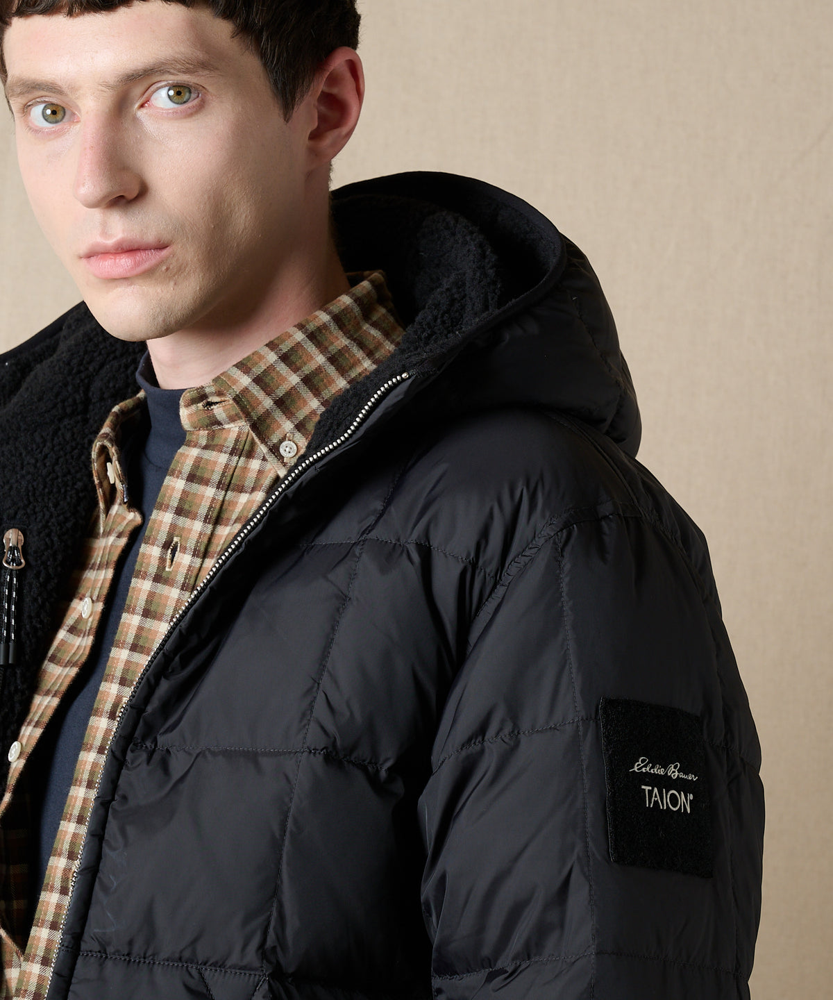 EB×TAION リバーシブルダウンボアパーカー/EB×TAION REVERSIBLE DOWN BOA PARKA