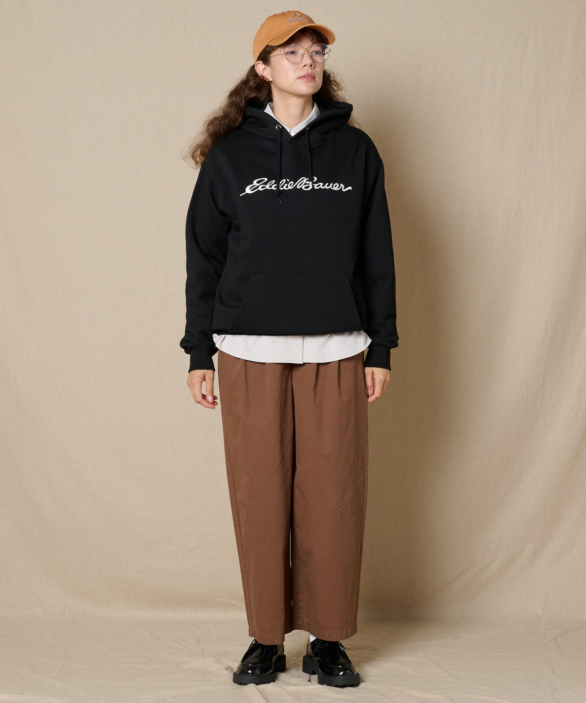 ロゴエンブレム スウェットパーカー/LOGO EMBLEM SWEAT PARKA