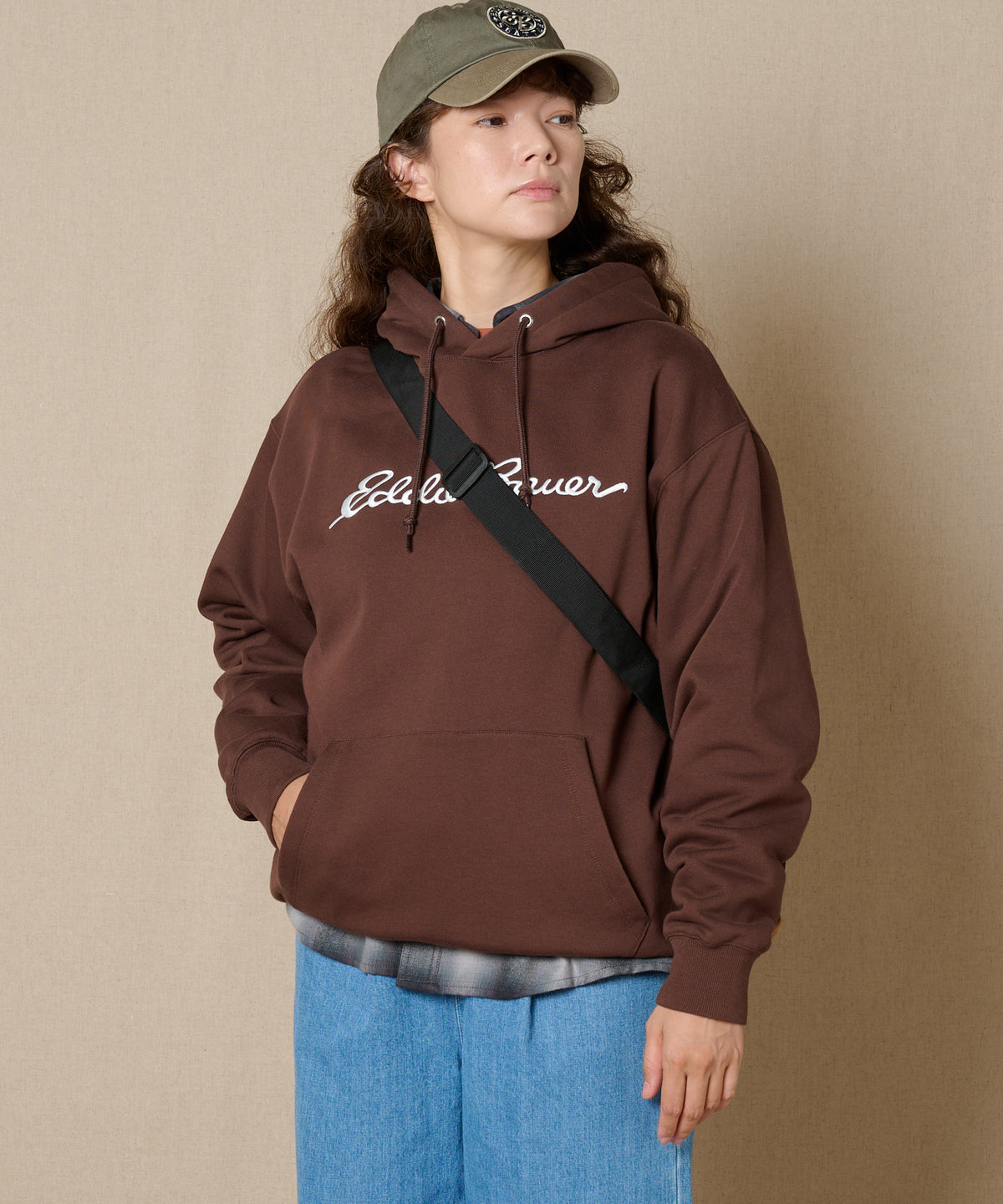 ロゴエンブレム スウェットパーカー/LOGO EMBLEM SWEAT PARKA