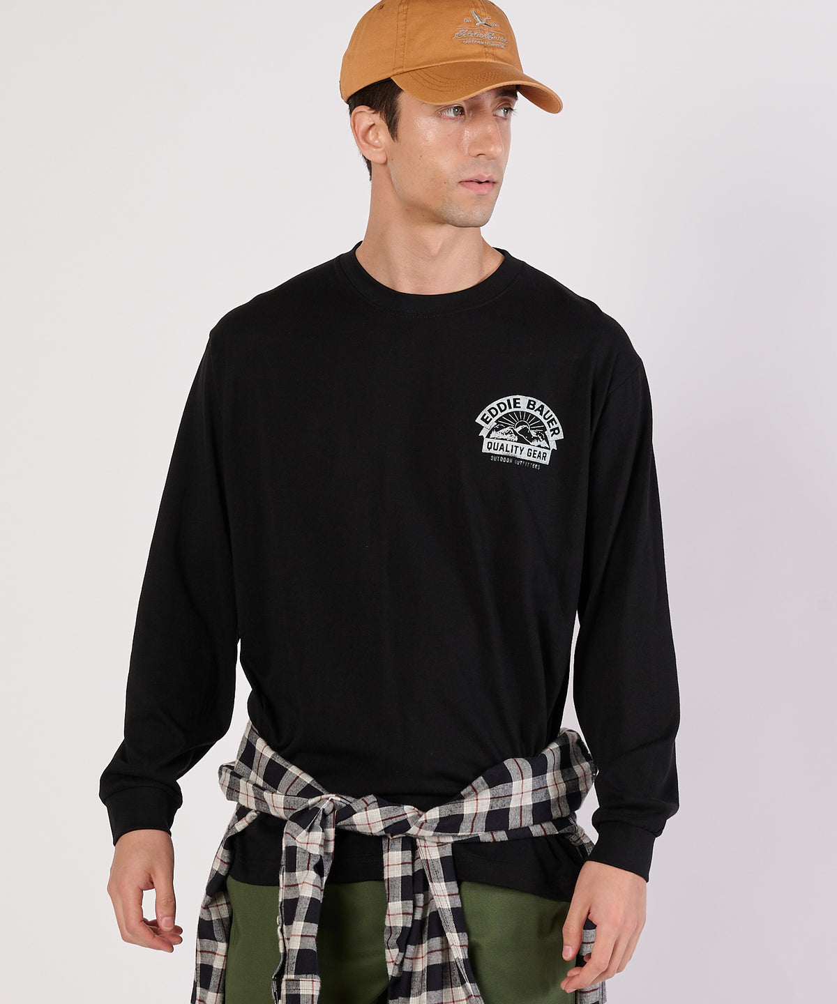グラフィック長袖Tシャツ/GRAPHIC LS TEE