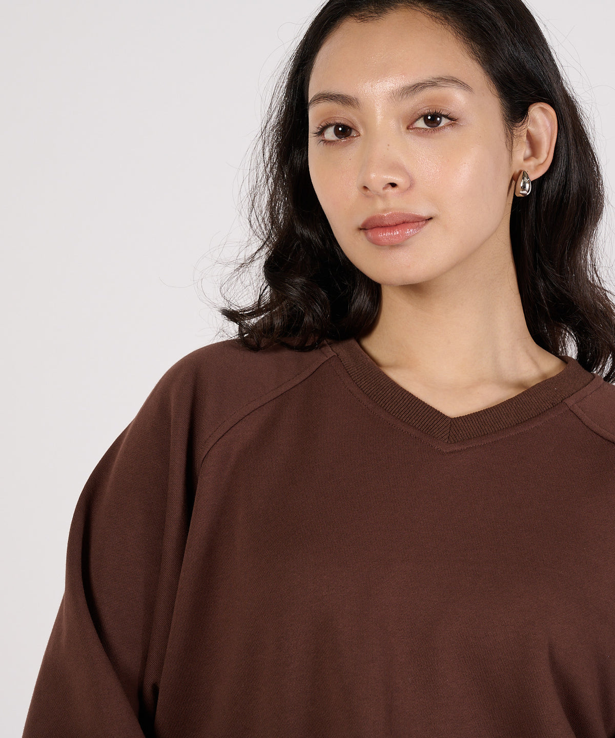 リラックスフィット長袖Vネックプルオーバー/RELAX FIT LS V-NECK PULLOVER
