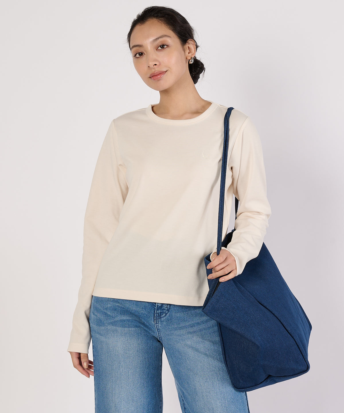 エッセンシャルクルーTシャツ/ESSENTIAL CREW TEE