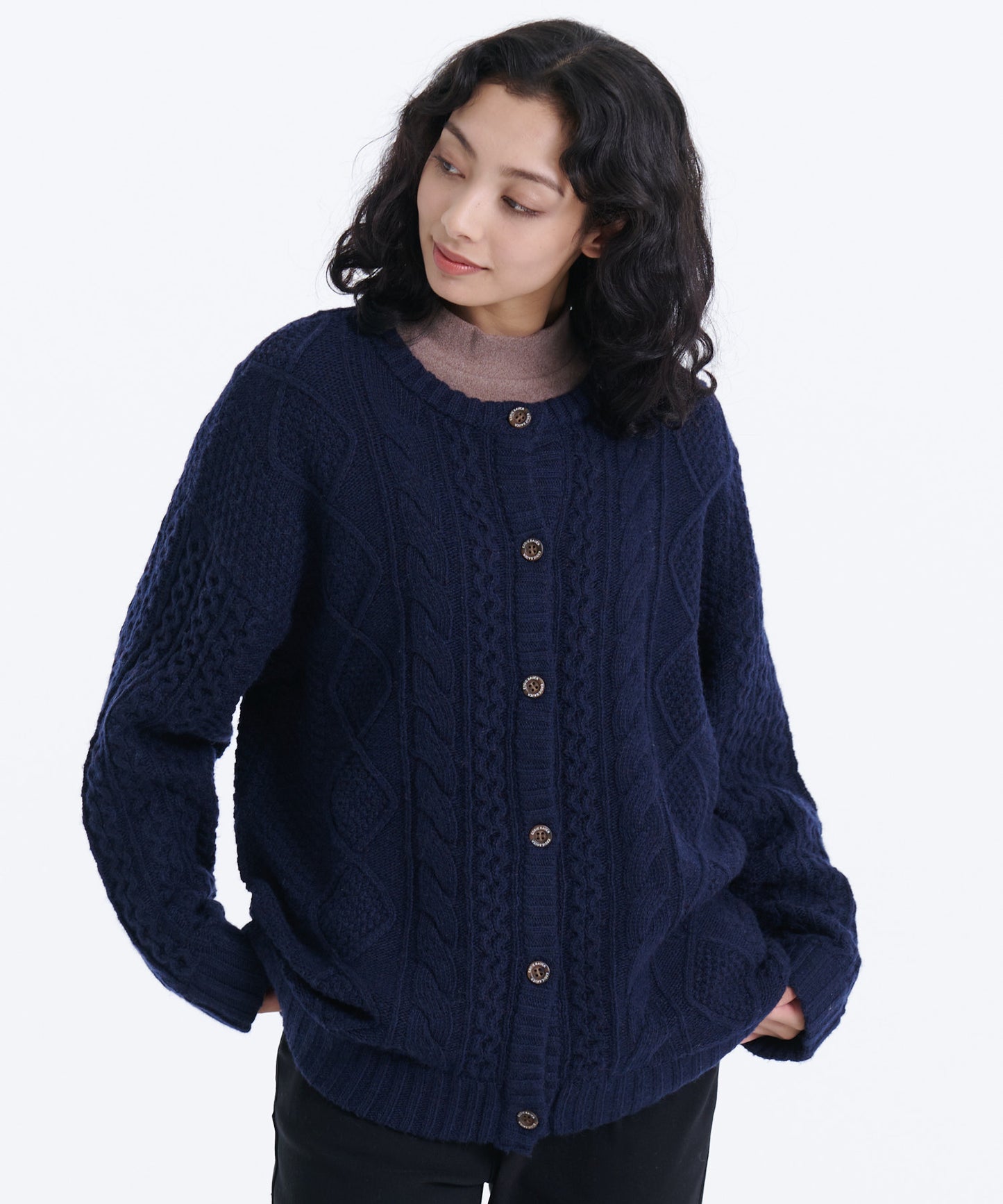 ケーブルニットセーターカーディガン/CABLE KNIT SWEATER CARDIGAN