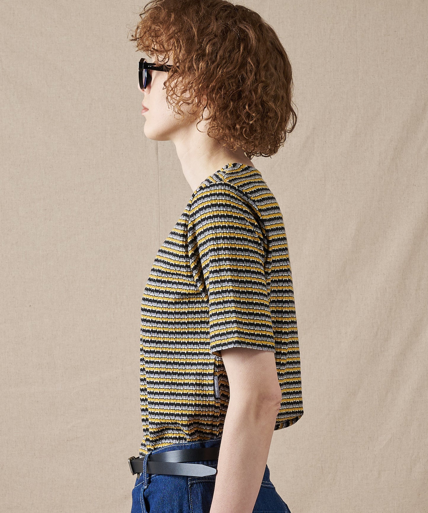 テクスチャード マルチストライプ Tシャツ/TEXTURED MULTI STRIPE TEE