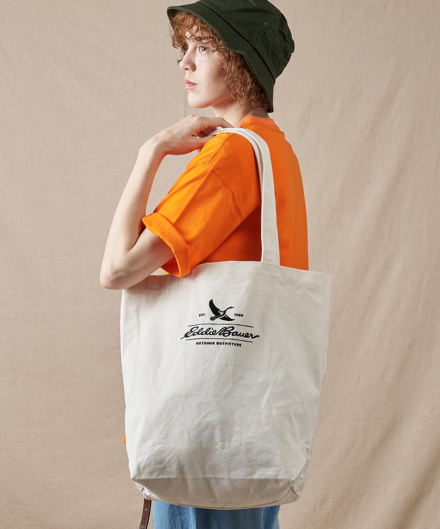 クラシック ロゴトート/CLASSIC LOGO TOTE