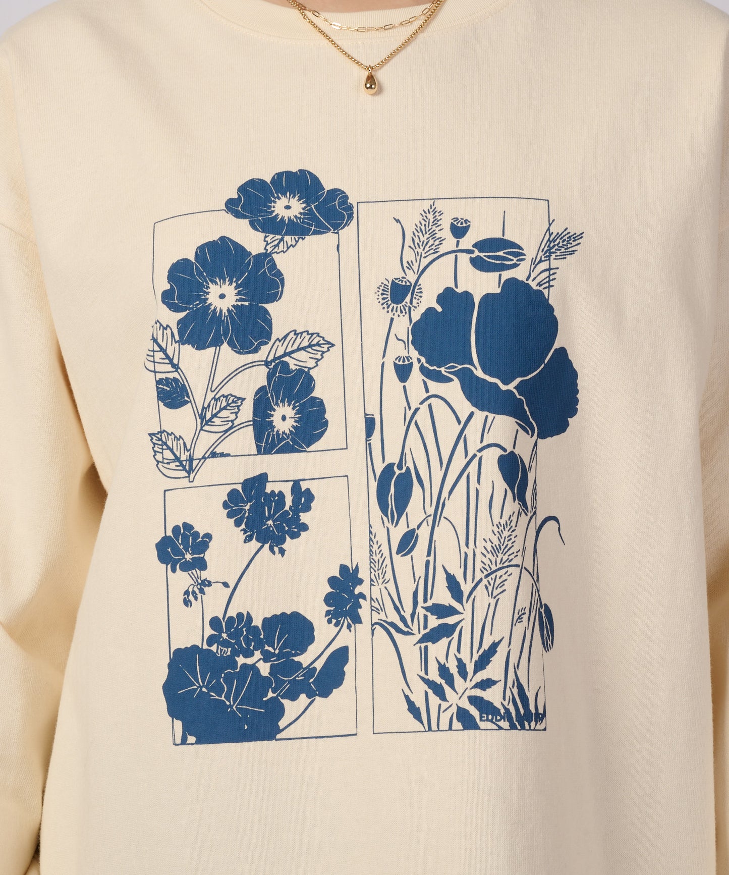 アソート グラフィック 長袖Tシャツ/LS ASSORTED GRAPHIC TEE