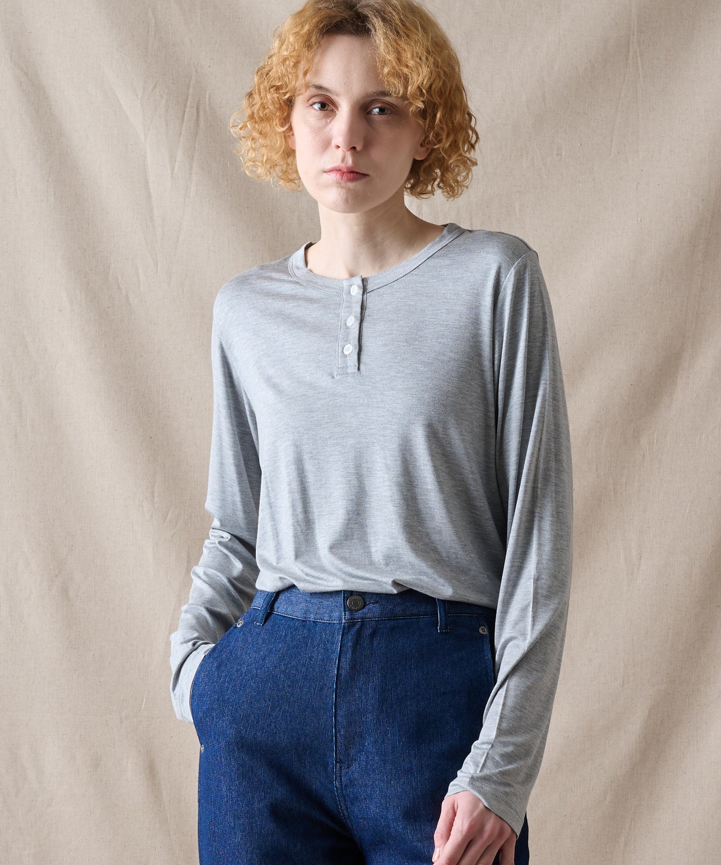 【予約】エッセンシャル ヘンリーネックシャツ/ESSENTIAL HENLEY SHIRT