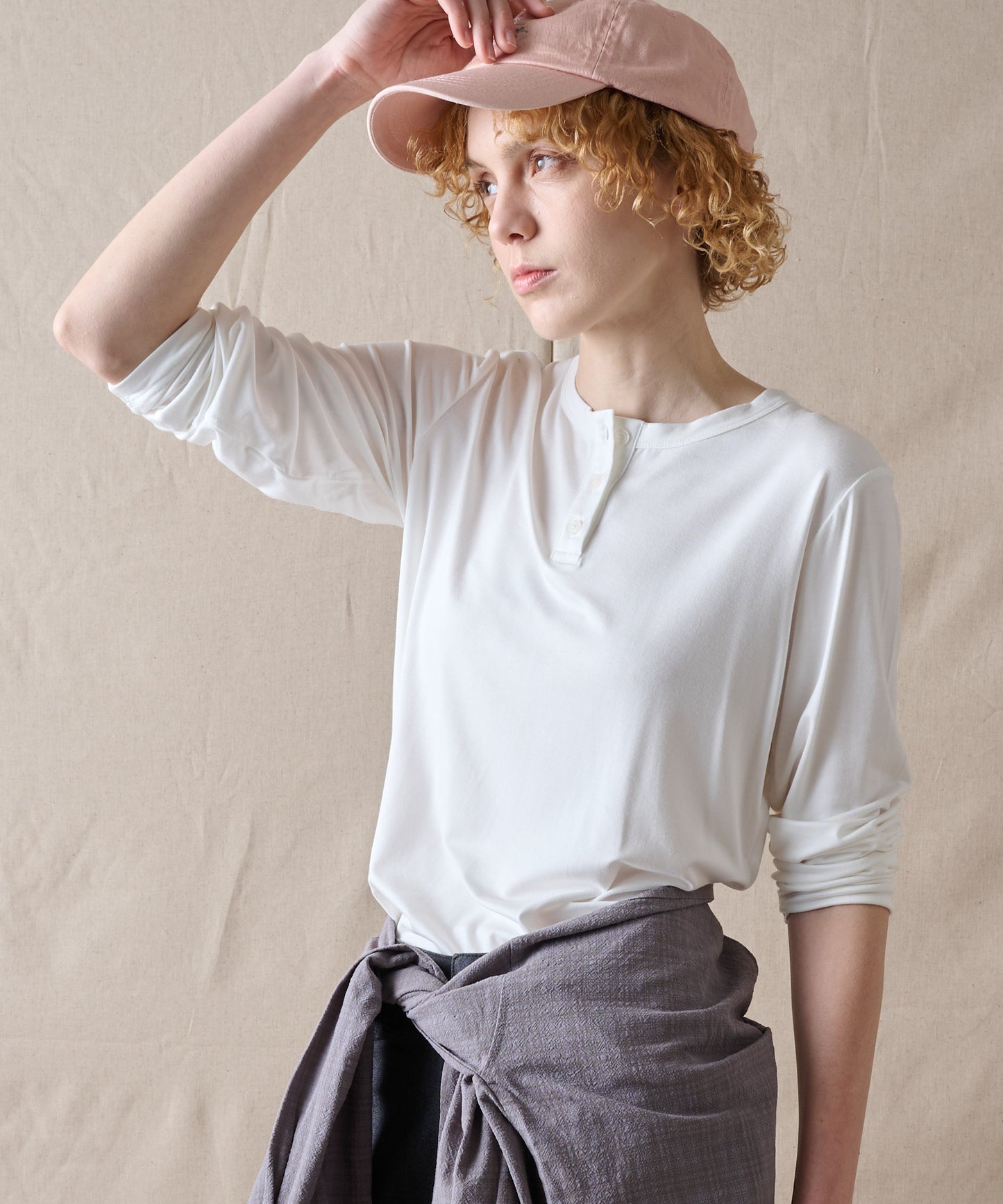 【予約】エッセンシャル ヘンリーネックシャツ/ESSENTIAL HENLEY SHIRT