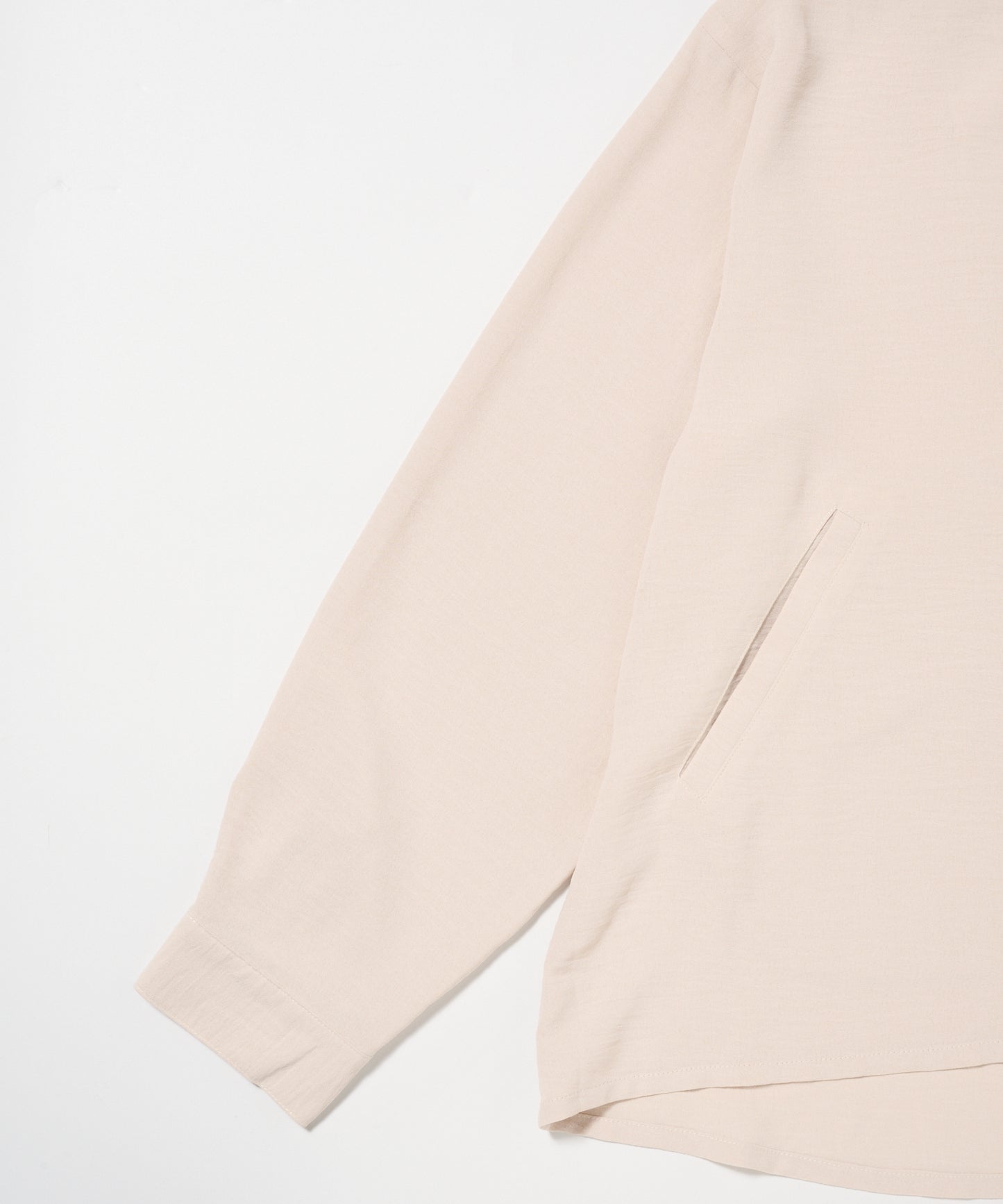 セリーン ドレープ カラーレスブラウス/SERENE DRAPE COLLARLESS BLOUSE
