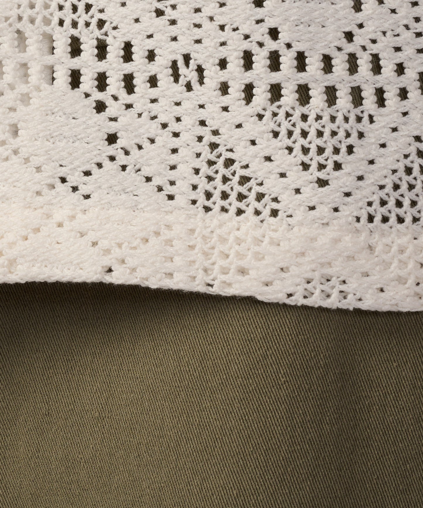 フローイ レース 長袖シャツ/FLOWY LACE LS SHIRT