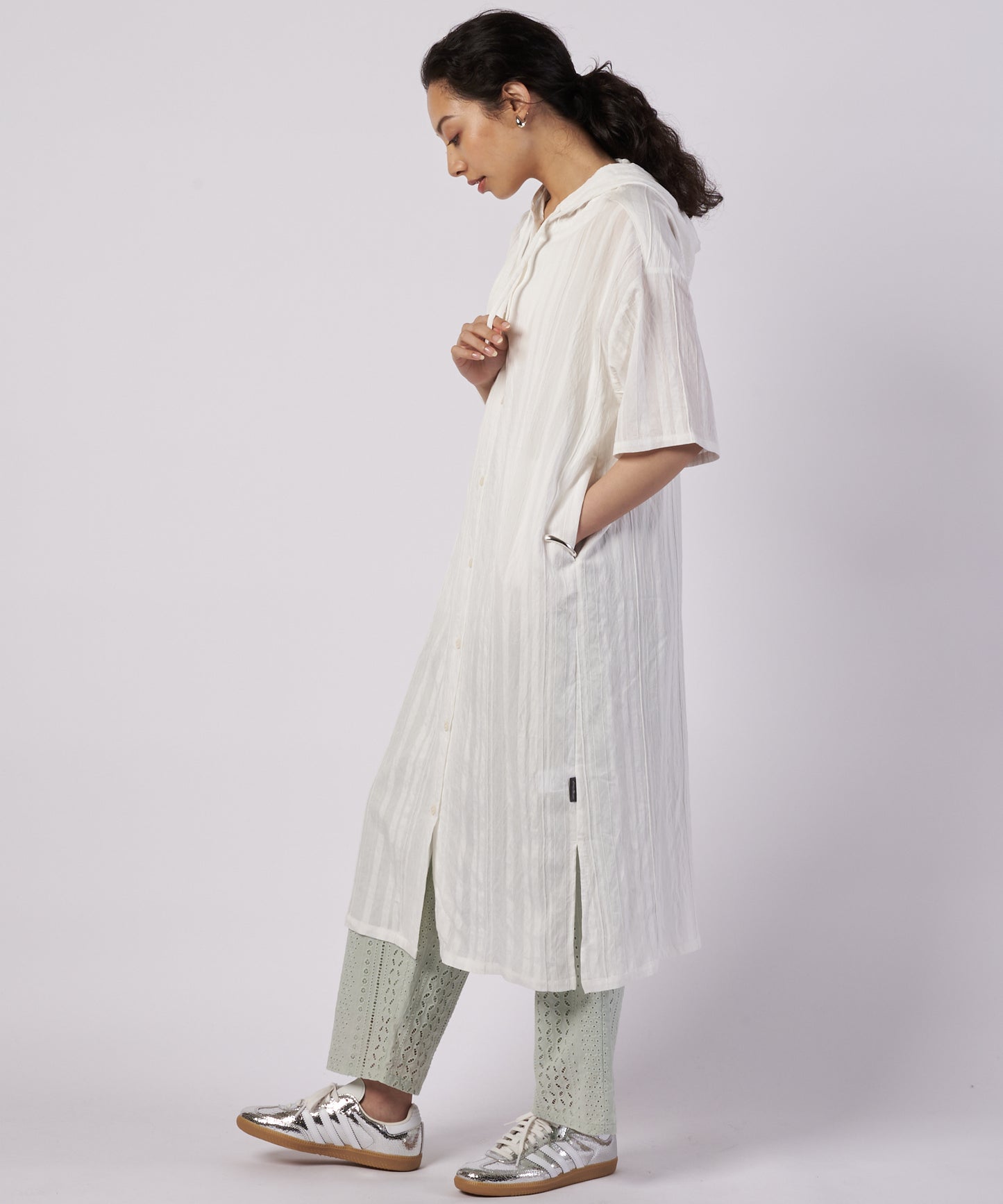 リラックスド フーデッド シャツワンピース/RELAXED HOODED SHIRTDRESS