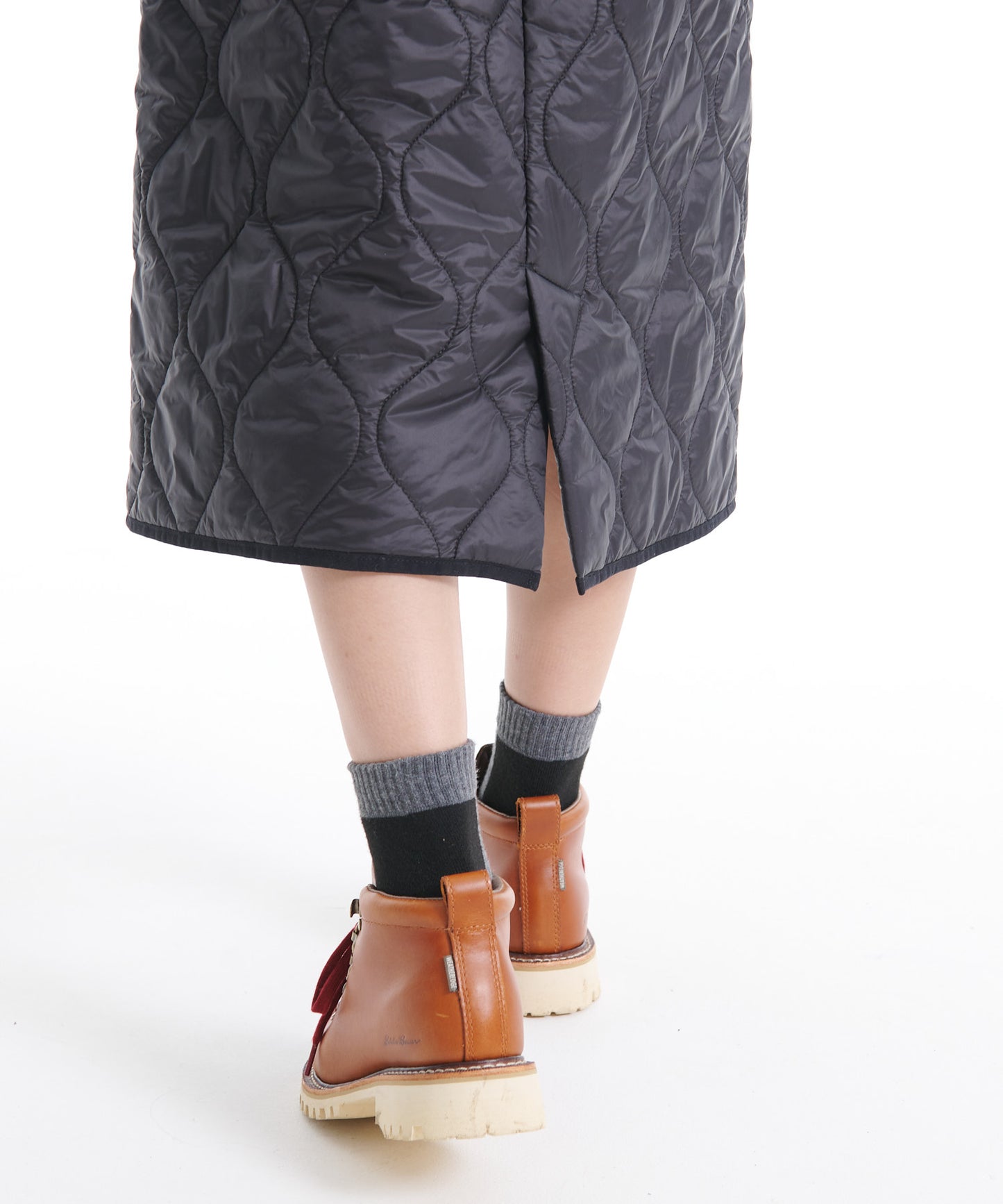 キルティングスカート/QUILTED SKIRT