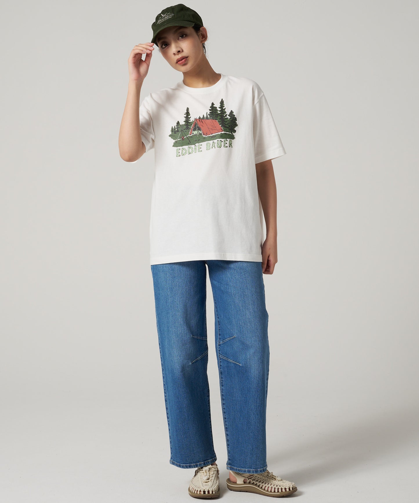 グラフィックプリントTシャツ/GRAPHIC PRINT TEE