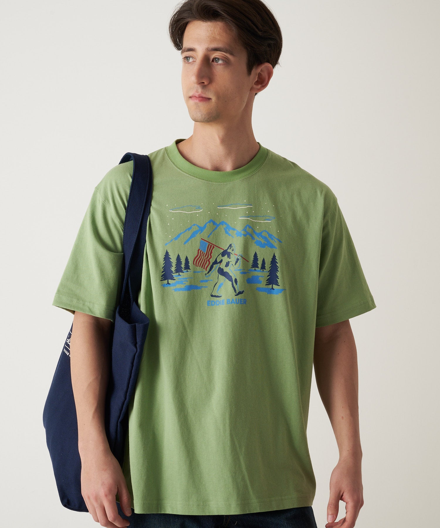 グラフィックプリントTシャツ/GRAPHIC PRINT TEE