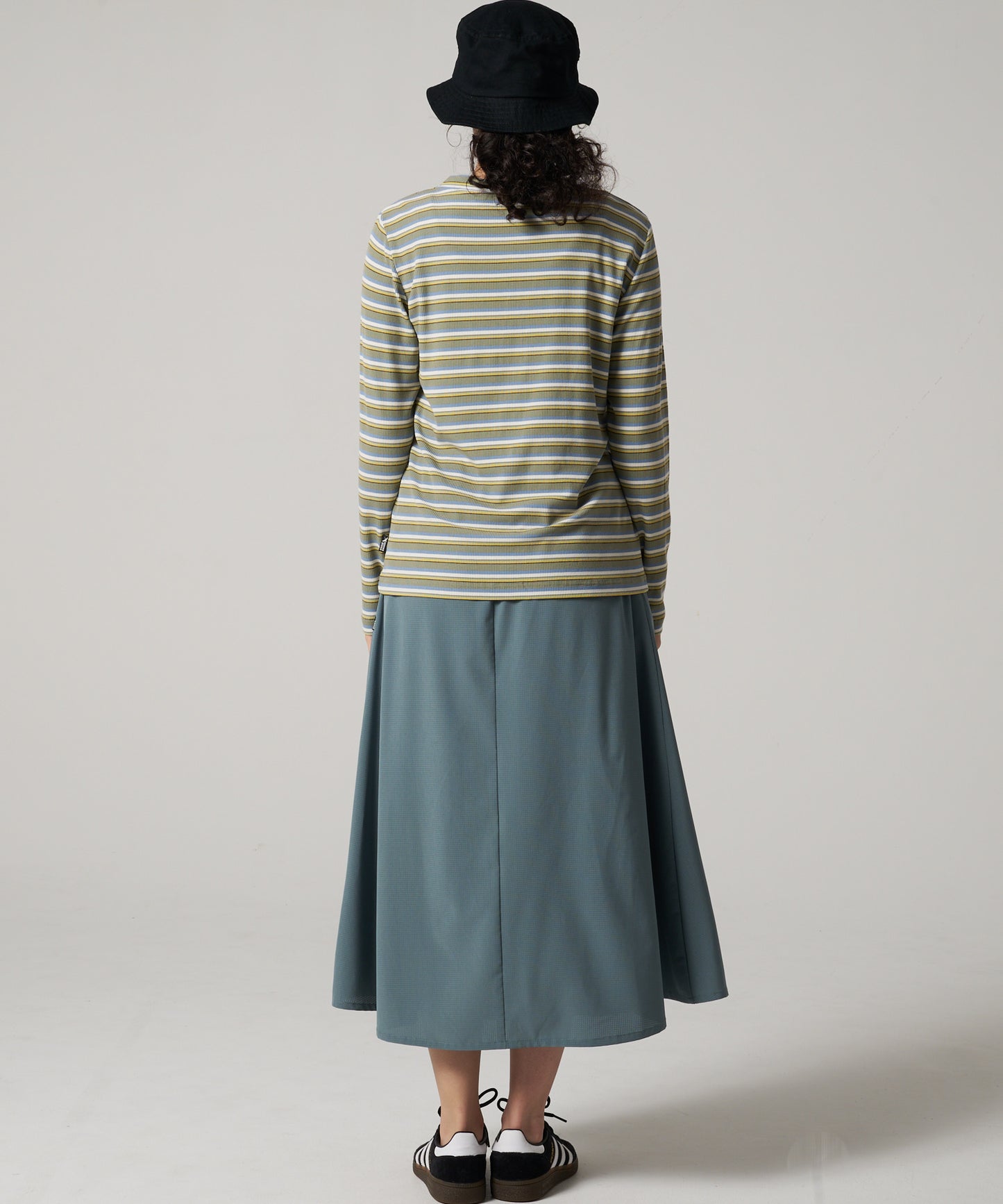エッセンシャルズ リブ 長袖カーディガン/ESSENTIALS RIBBED LS CARDIGAN