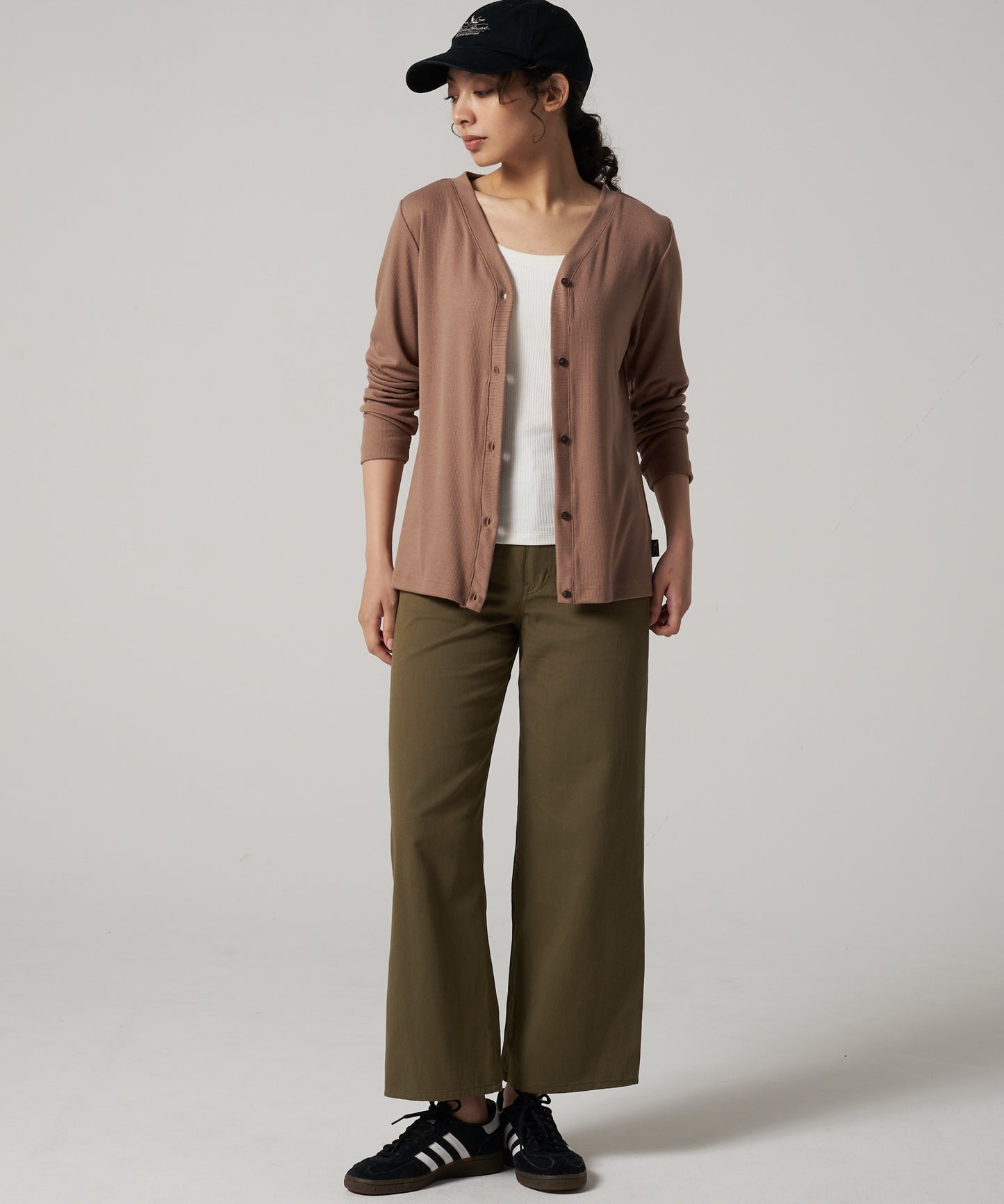 エッセンシャルズ リブ 長袖カーディガン/ESSENTIALS RIBBED LS CARDIGAN