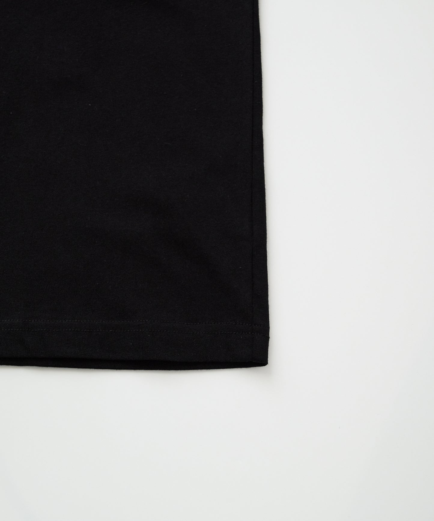クラシック ロゴ刺繡 ポケットTシャツ/CLASSIC LOGO EMB PKT TEE