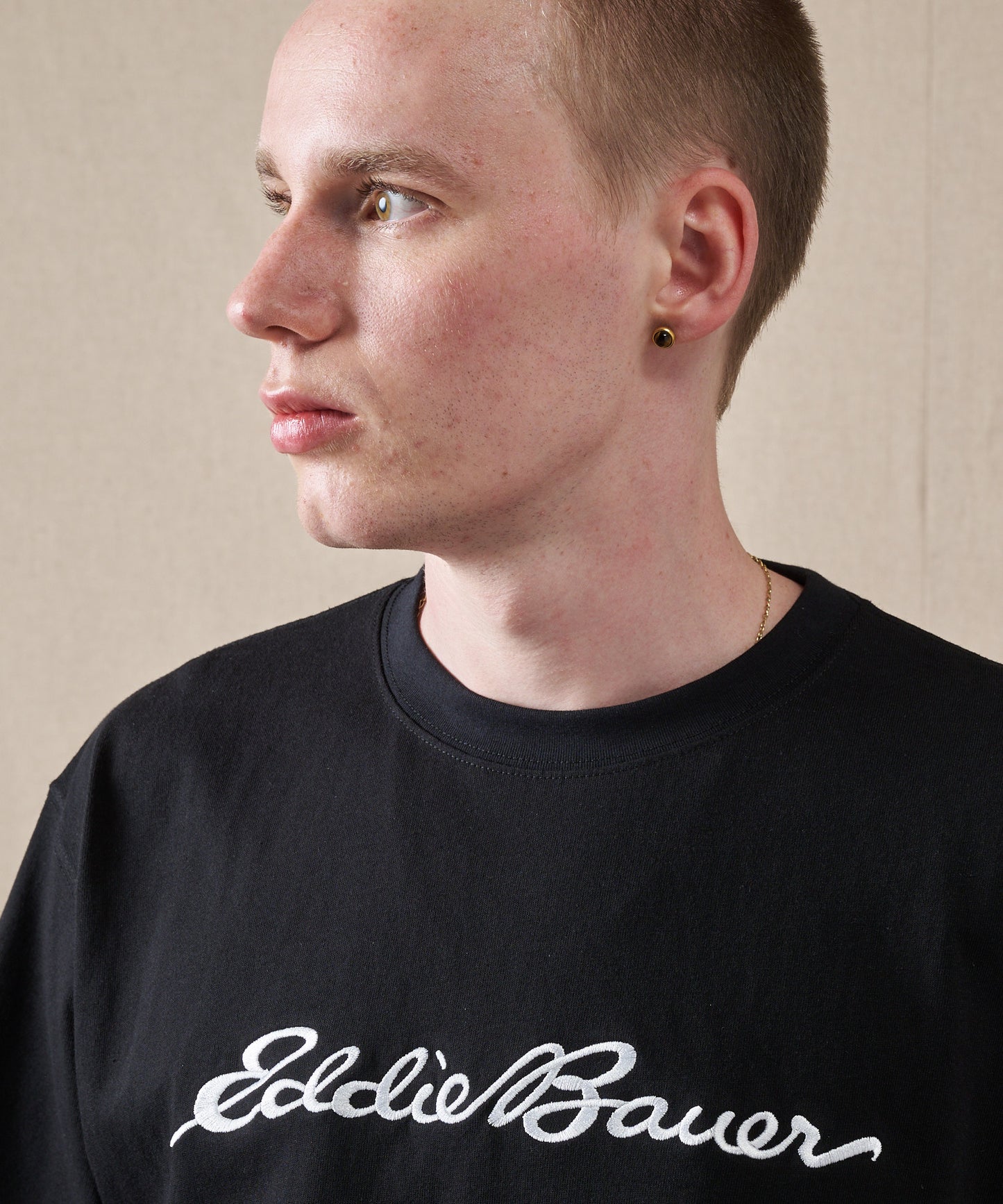 クラシック ロゴ刺繡 Tシャツ/CLASSIC LOGO EMB TEE