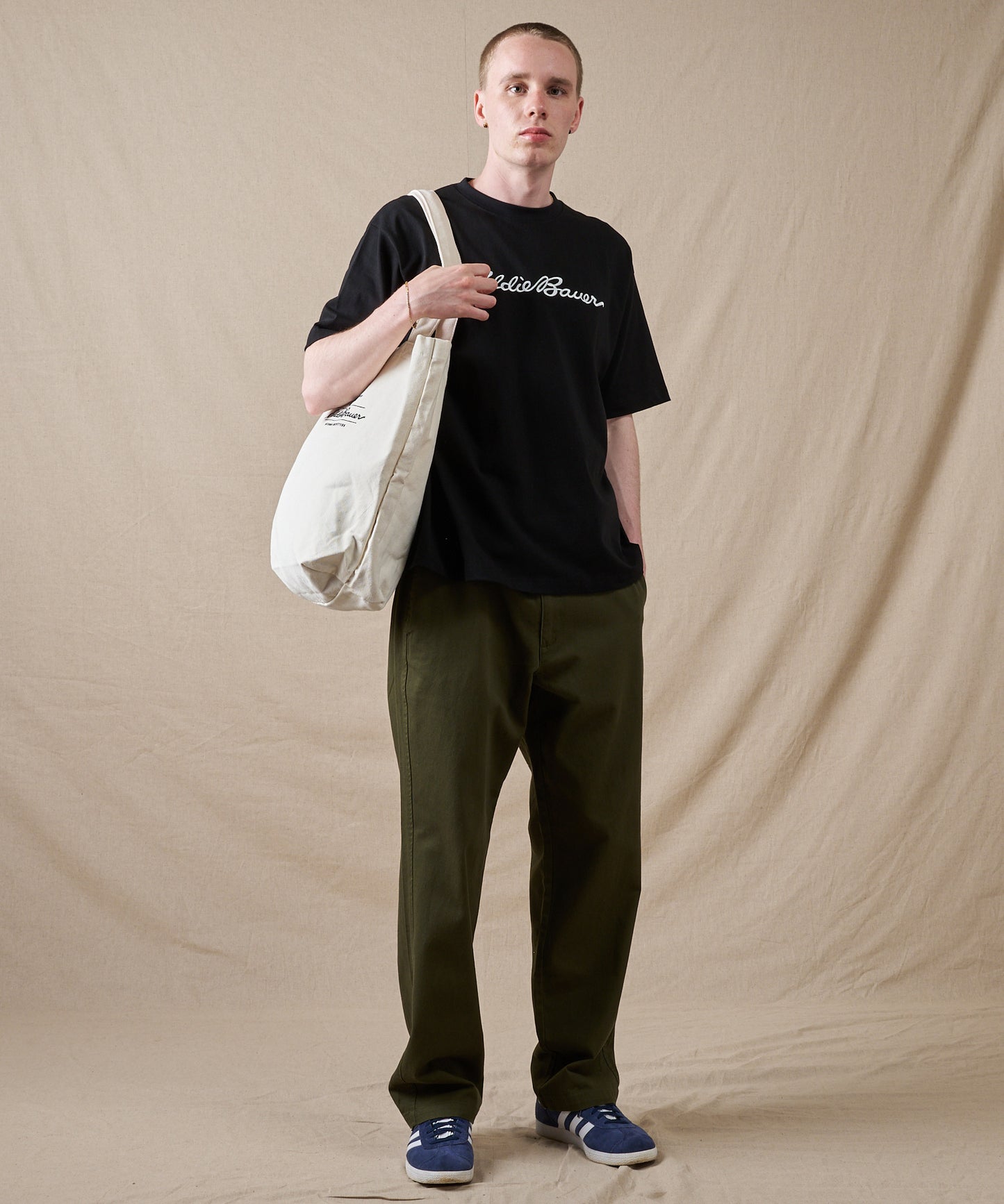 クラシック ロゴ刺繡 Tシャツ/CLASSIC LOGO EMB TEE