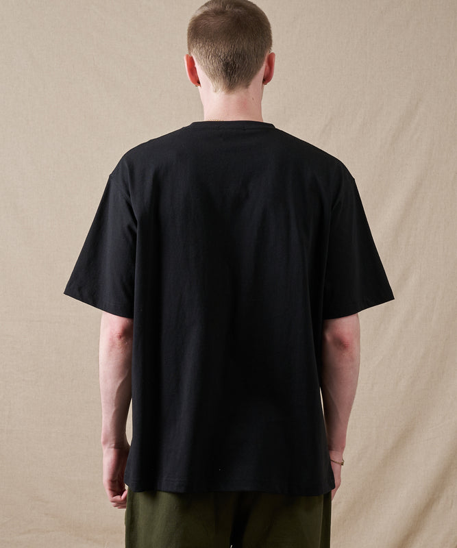クラシック ロゴ刺繡 Tシャツ/CLASSIC LOGO EMB TEE