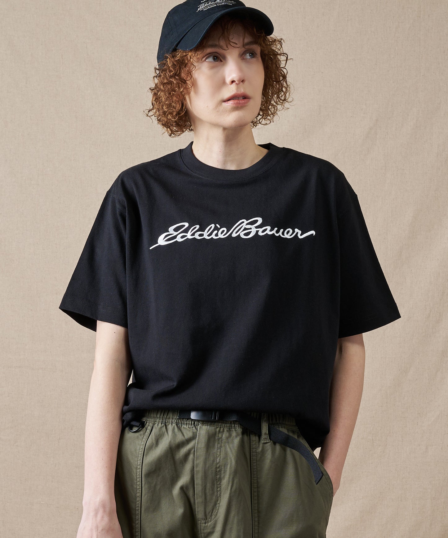 クラシック ロゴ刺繡 Tシャツ/CLASSIC LOGO EMB TEE