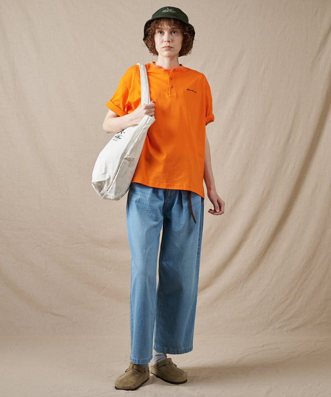 クラシック ロゴ刺繡 ヘンリーネックTシャツ/CLASSIC LOGO EMB HENRY TEE