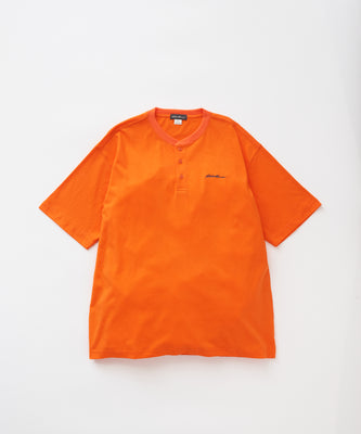 クラシック ロゴ刺繡 ヘンリーネックTシャツ/CLASSIC LOGO EMB HENRY TEE