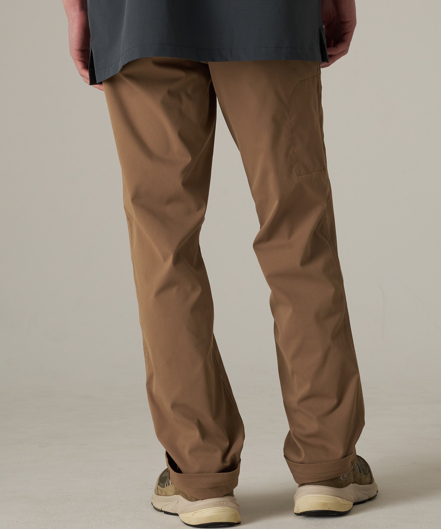 送料無料』Eddie Bauer エディーバウアー ツータックチノパンツ