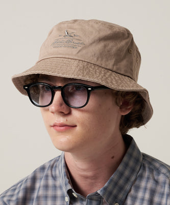 コットンツイル ロゴバケットハット/COTTON TWILL LOGO BUCKET HAT