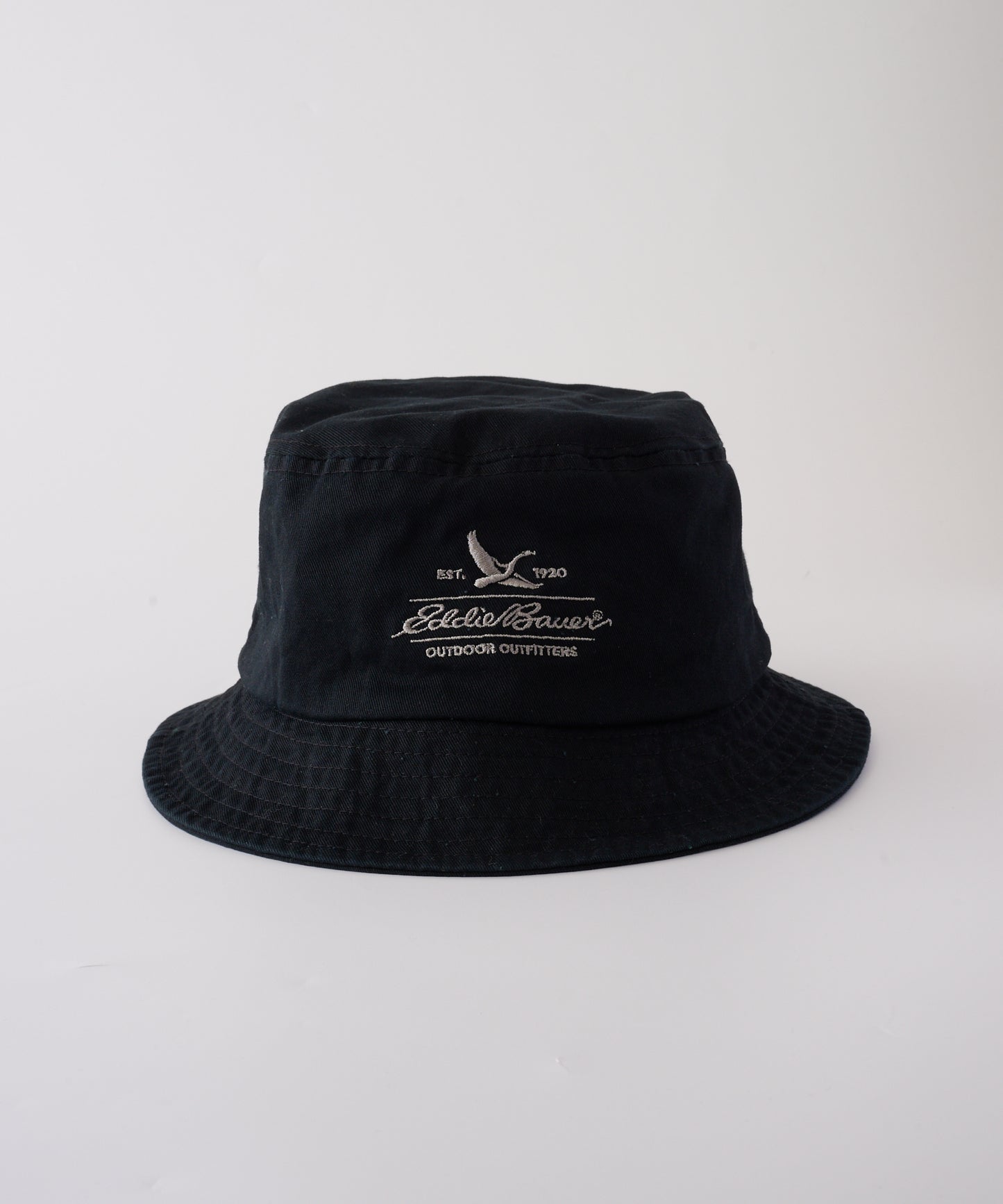 コットンツイル ロゴバケットハット/COTTON TWILL LOGO BUCKET HAT