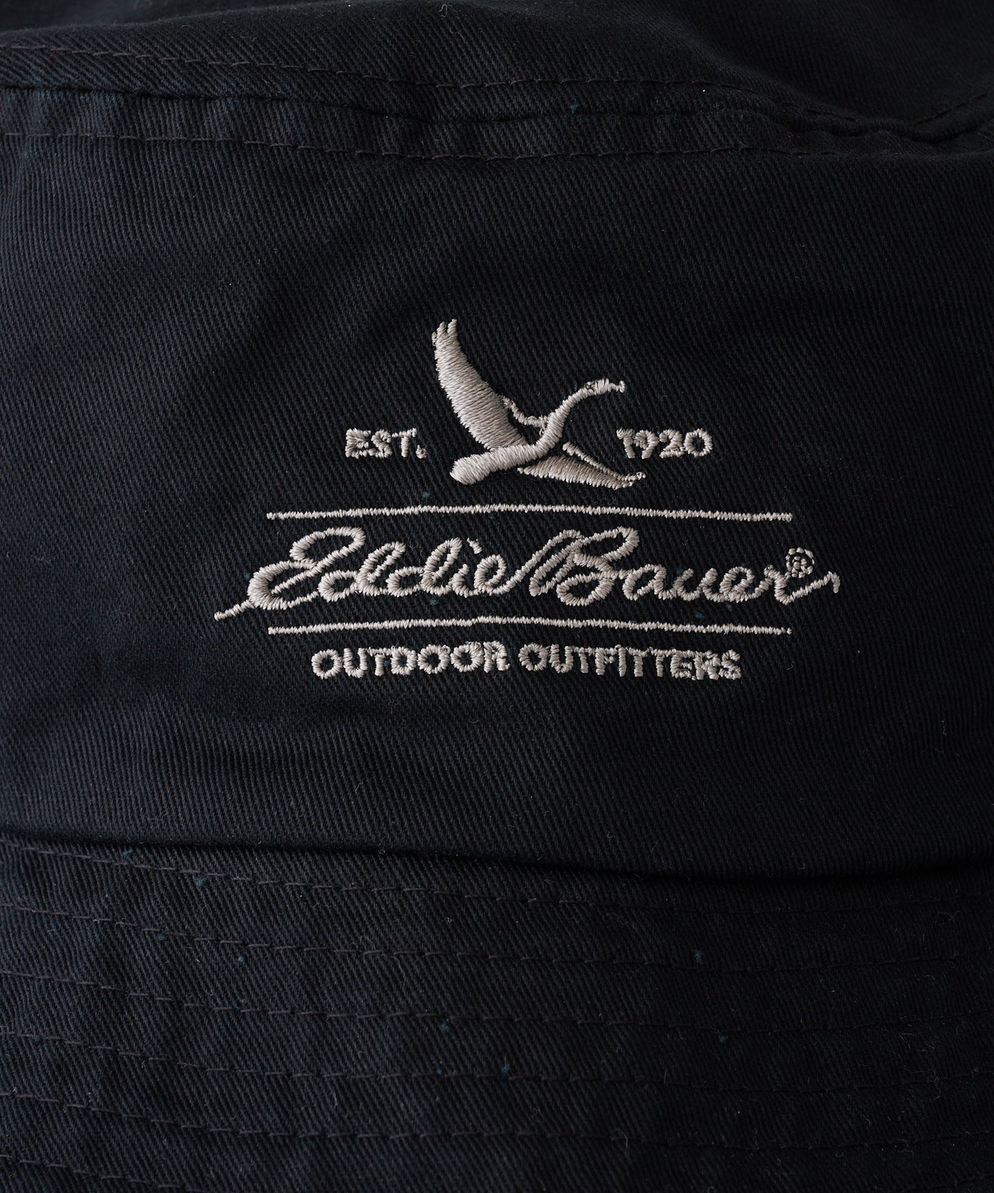コットンツイル ロゴバケットハット/COTTON TWILL LOGO BUCKET HAT
