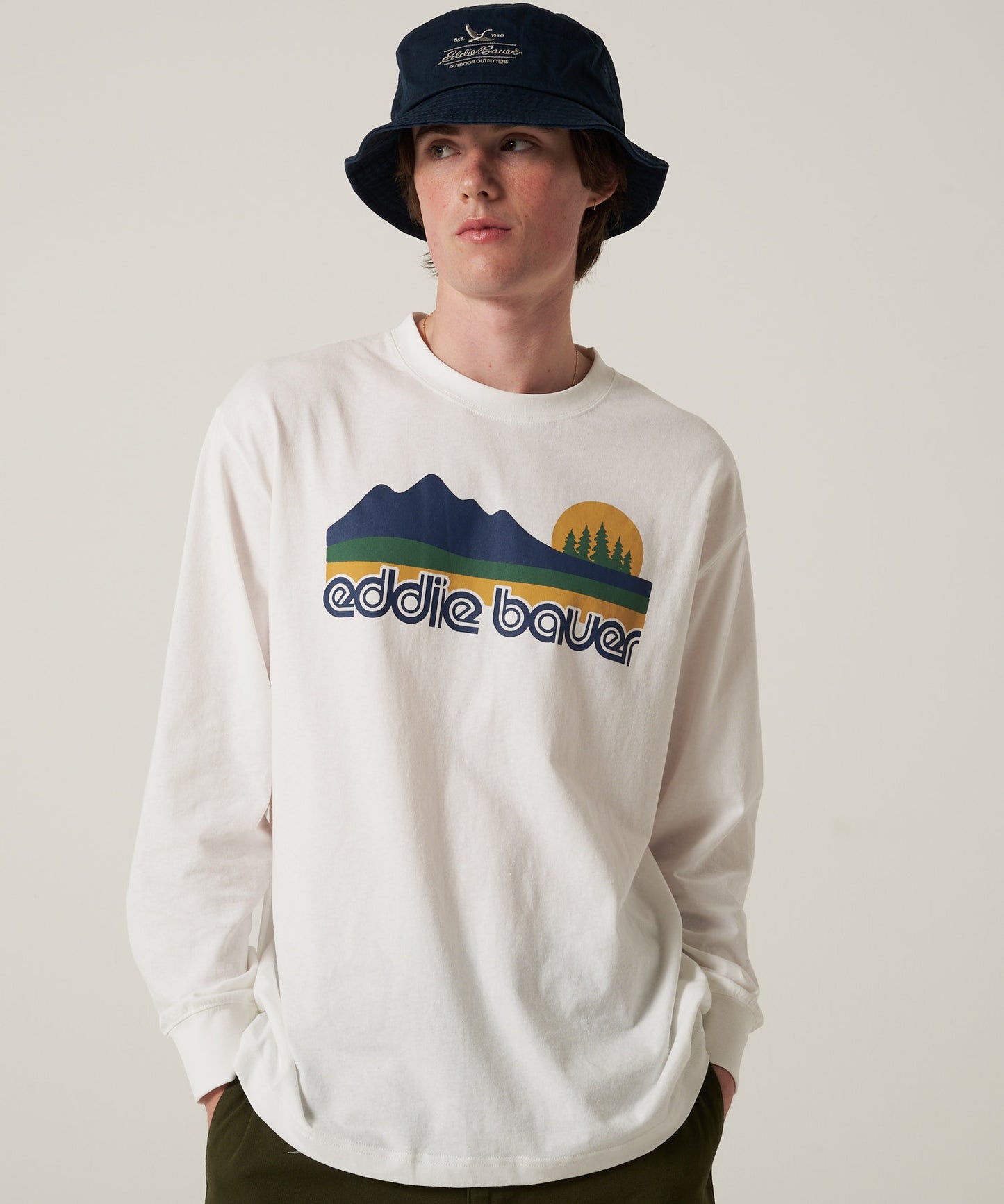 グラフィック 長袖Tシャツ/GRAPHIC LS TEE