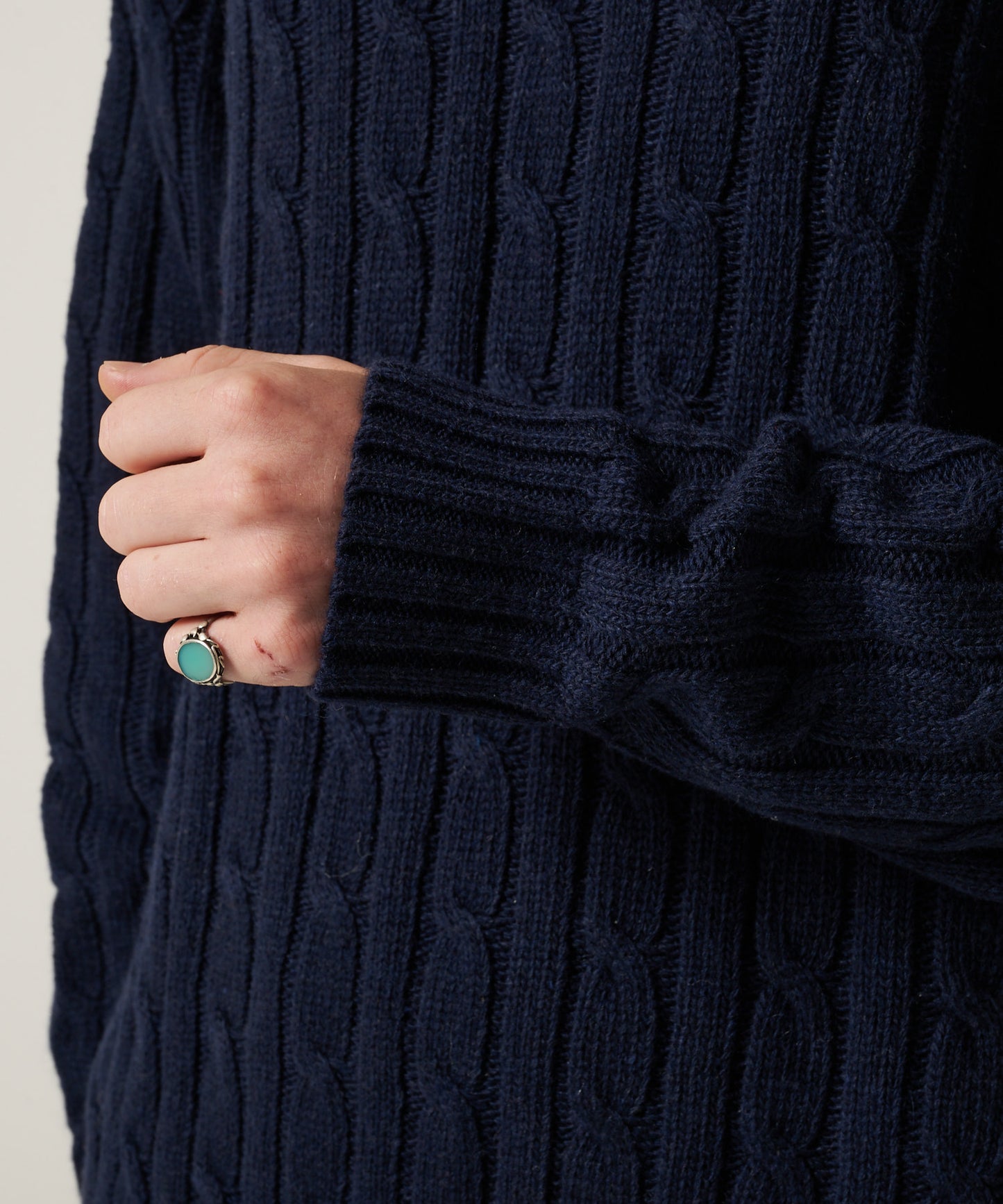 ケーブル クルー セーター/CABLE CREW SWEATER