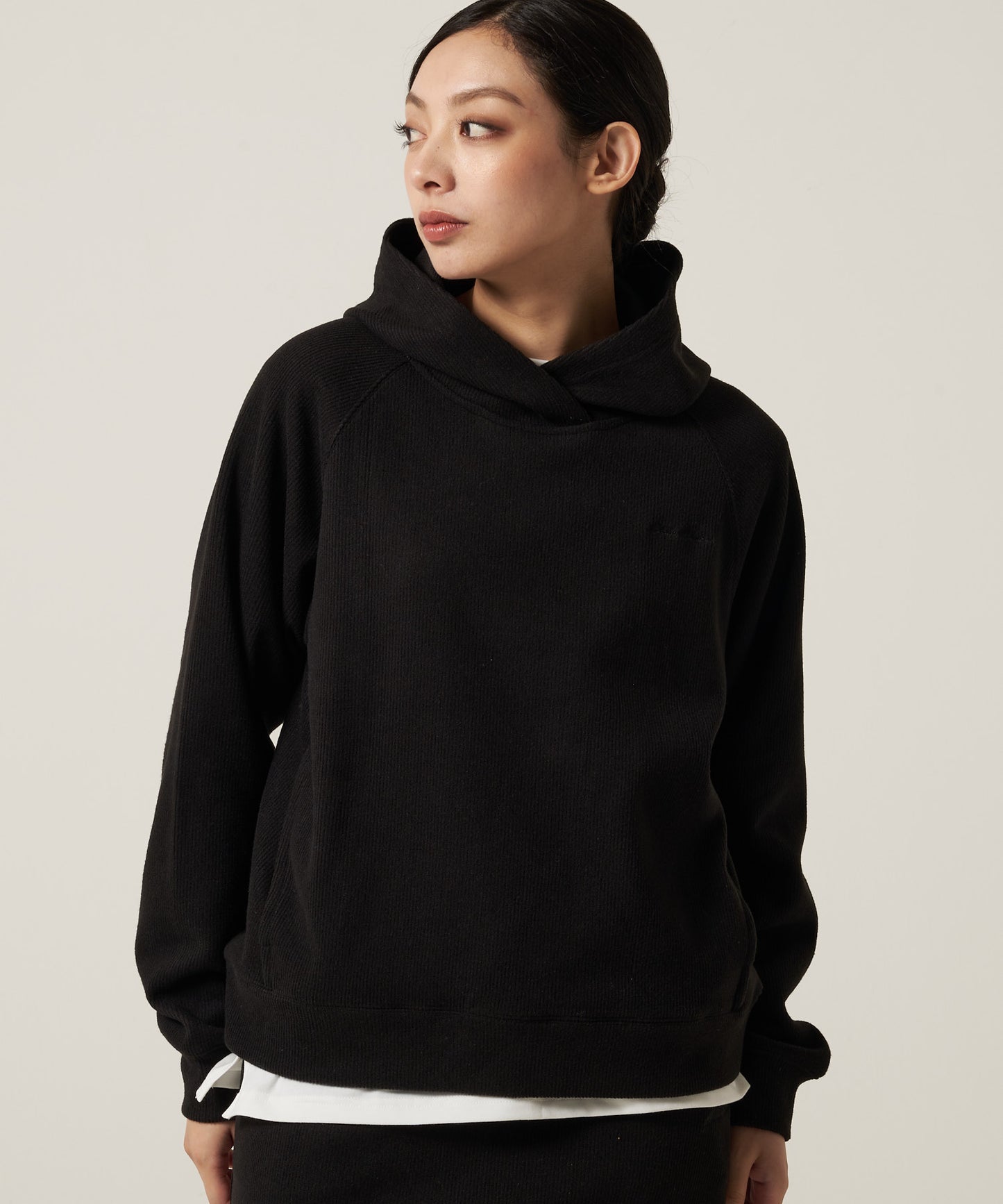 オーバーサイズ ベルヴィ コーデュロイプルオーバー/OVERSIZED VELVY CORD PULLOVER